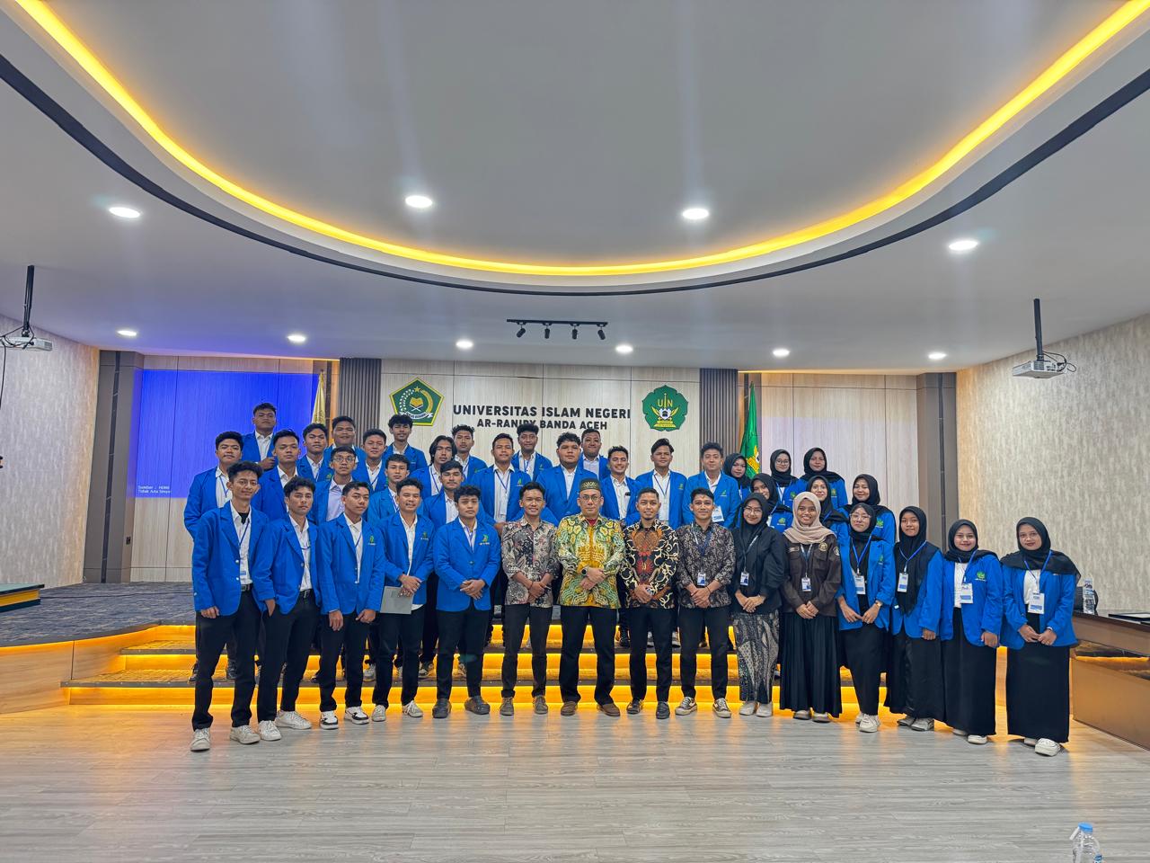 Cetak Calon Pemimpin Ormawa Berintegritas: Senat Mahasiswa FSH UIN Ar-Raniry Gelar LKD 2025